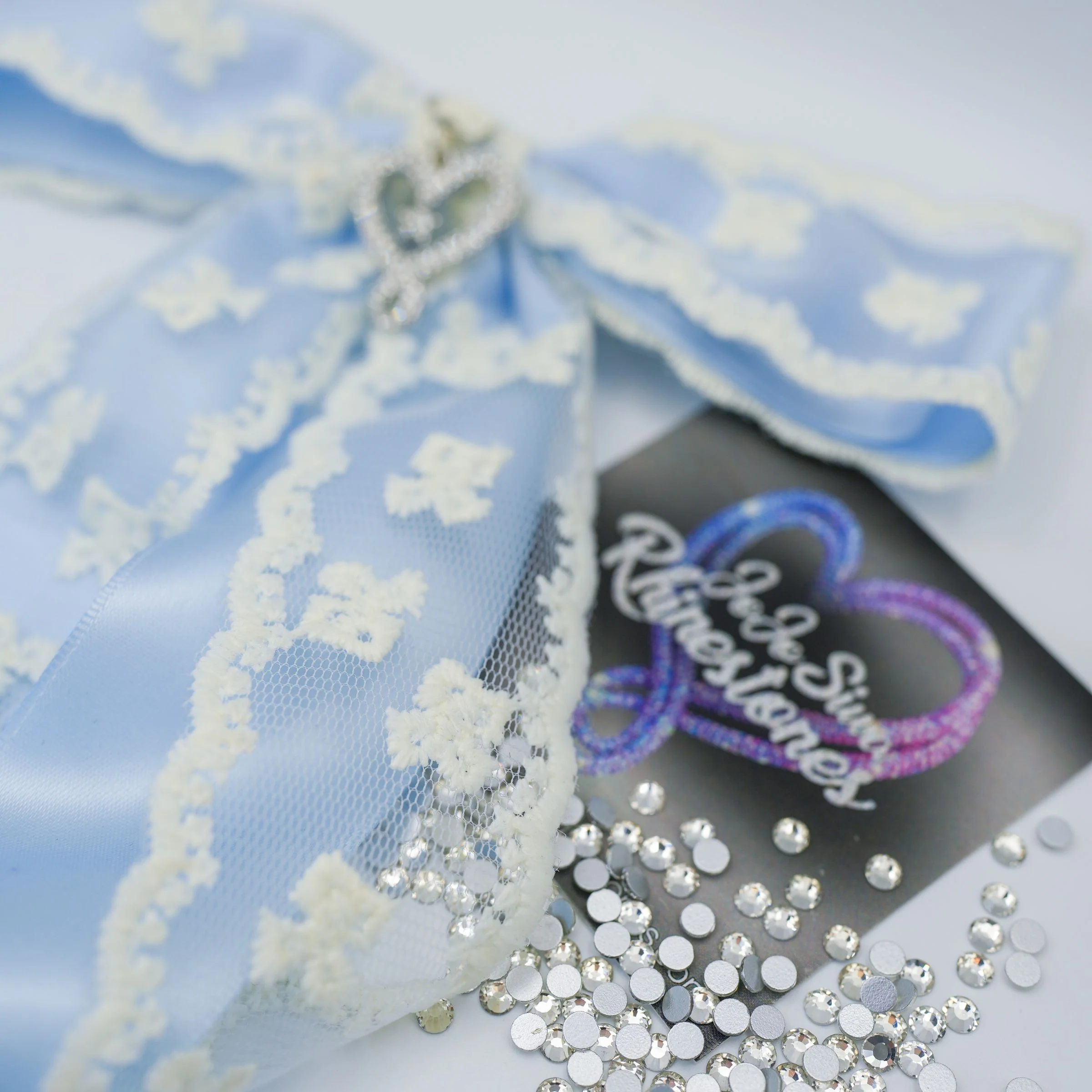 Joelle SERENDIPITY Blue Bow - Image 4