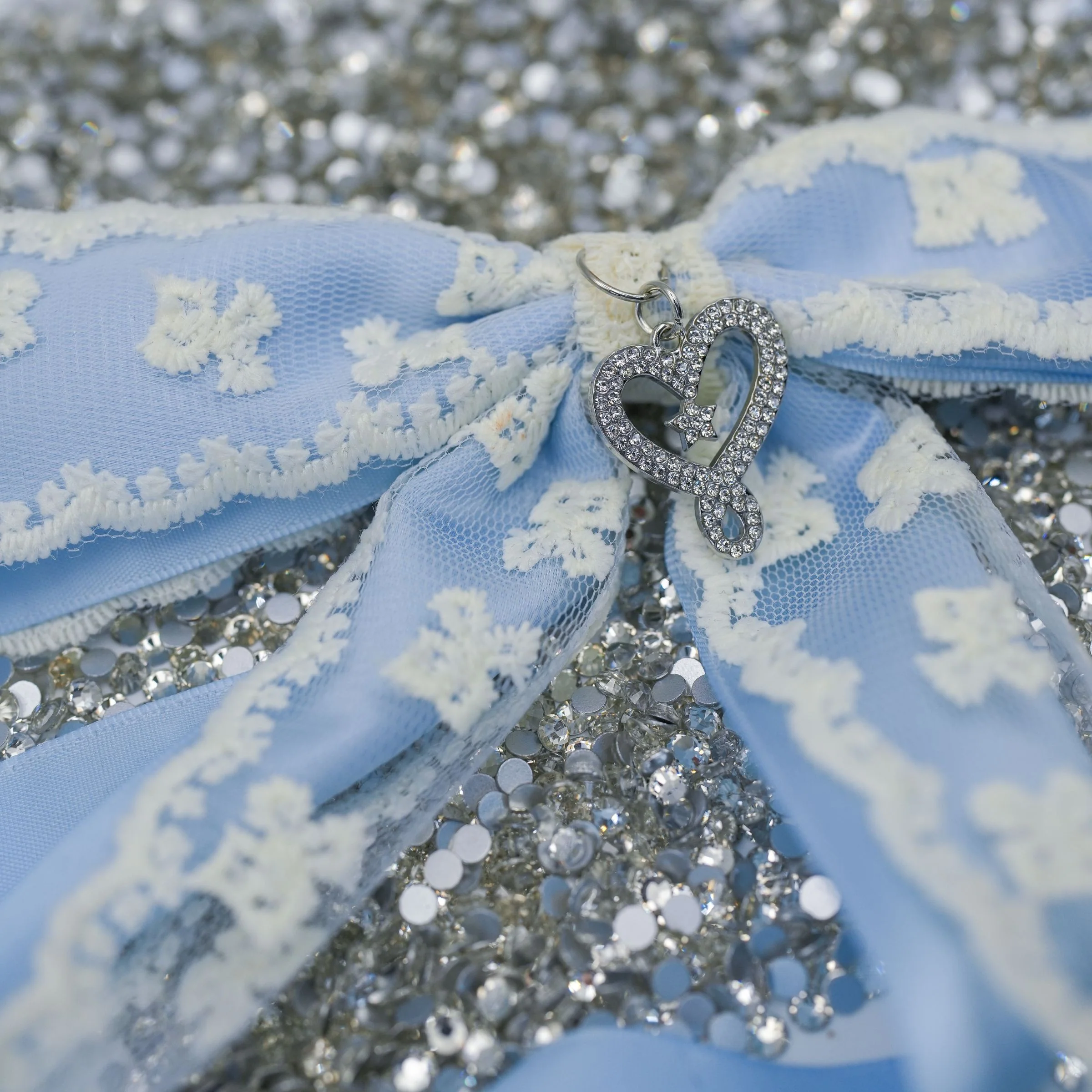 Joelle SERENDIPITY Blue Bow - Image 6
