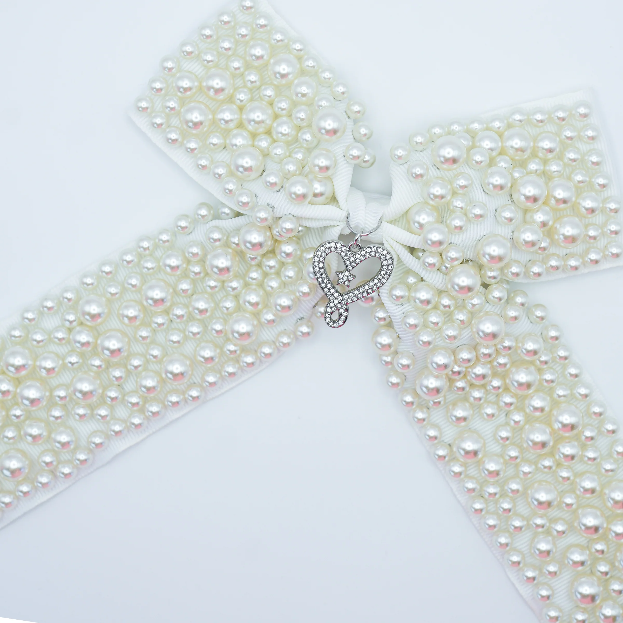 Joelle Perfect Pearl Bow - Image 5