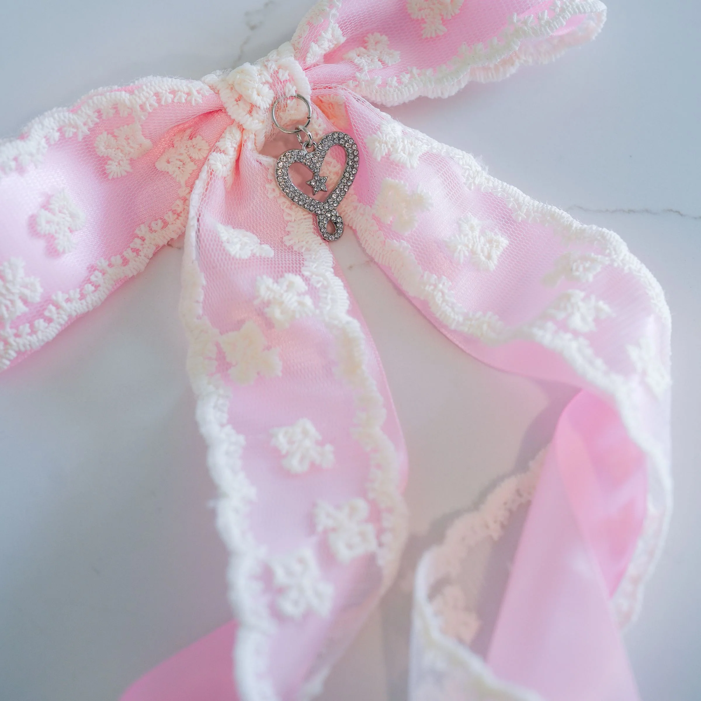 Joelle SERENDIPITY Perfect Pink Bow - Image 4